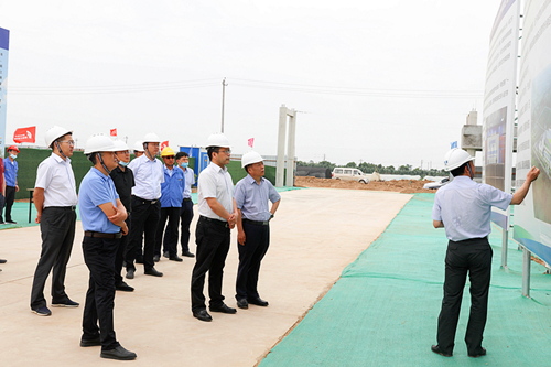 省国资委党委委员、、副主任李凯到upay钱包集团调研指导事情