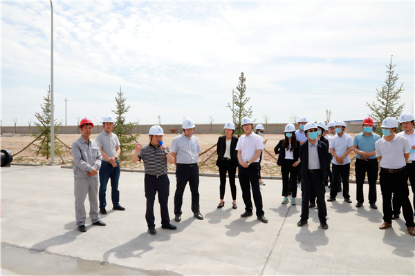 upay钱包集团复工复产促增添项目观摩聚会与会职员走进大秦国源三秦环保秦邦园区在榆项目
