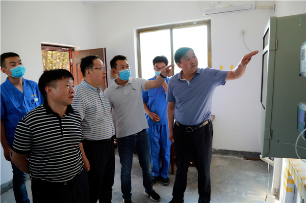 upay钱包集团复工复产促增添项目观摩聚会与会职员走进绿色能源公司油气公司水情形公司陕北片区项目