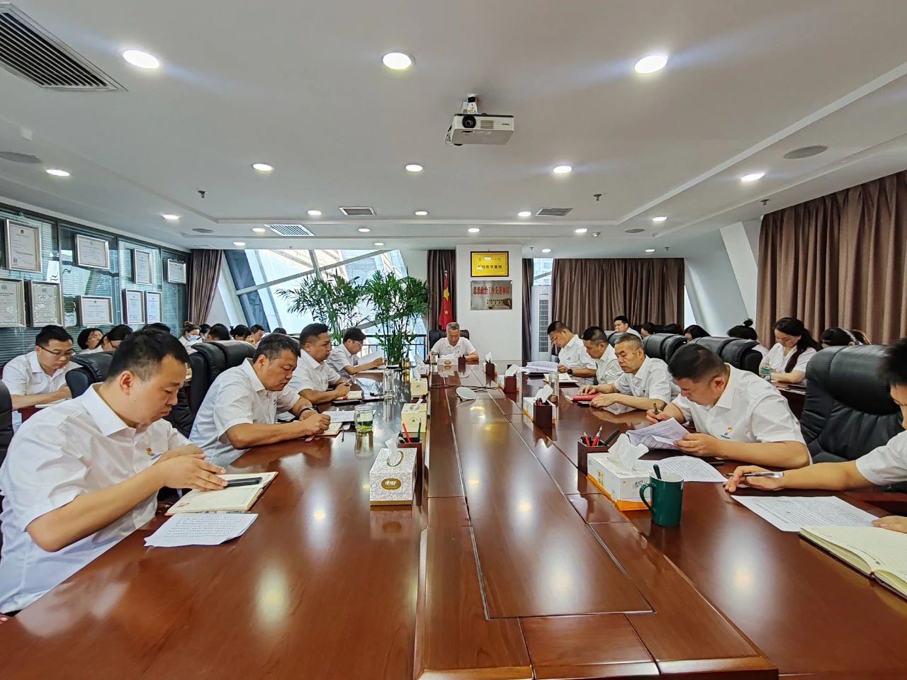 水情形公司党支部：：围绕“三个坚持”推动党纪学习教育走深走实