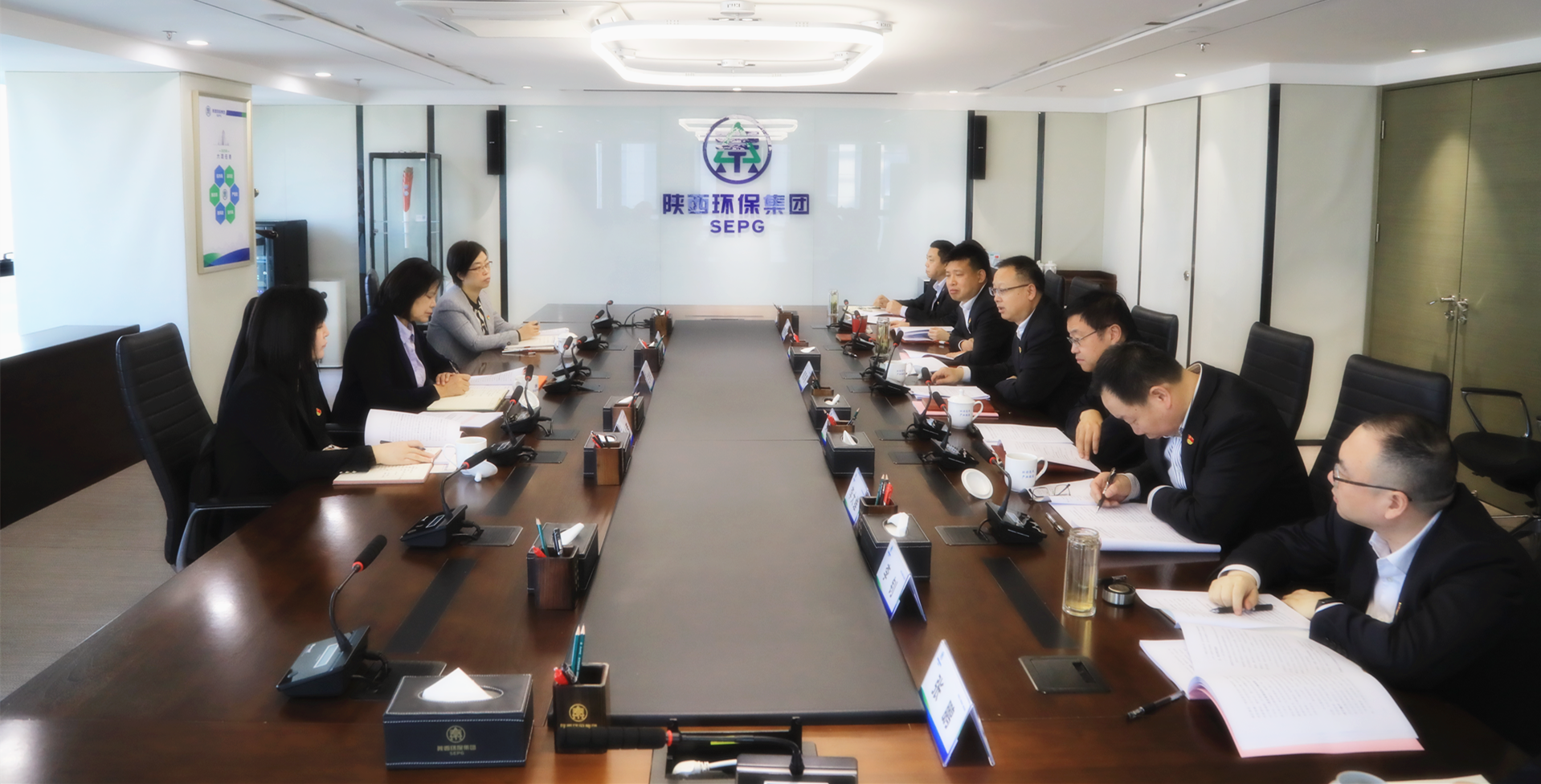 upay钱包集团召开2024年度向导班子民主生涯会暨巡视整改专题民主生涯会