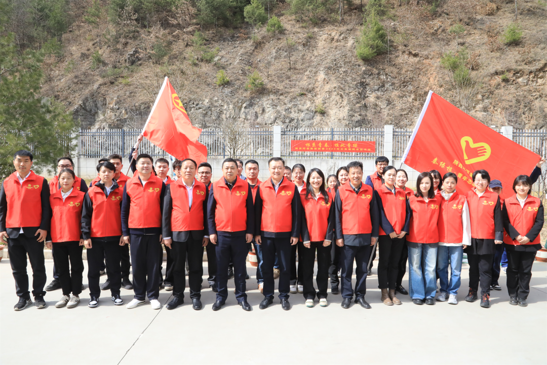 根系青春·植此青绿｜upay钱包集团团委开展义务植树自愿活动